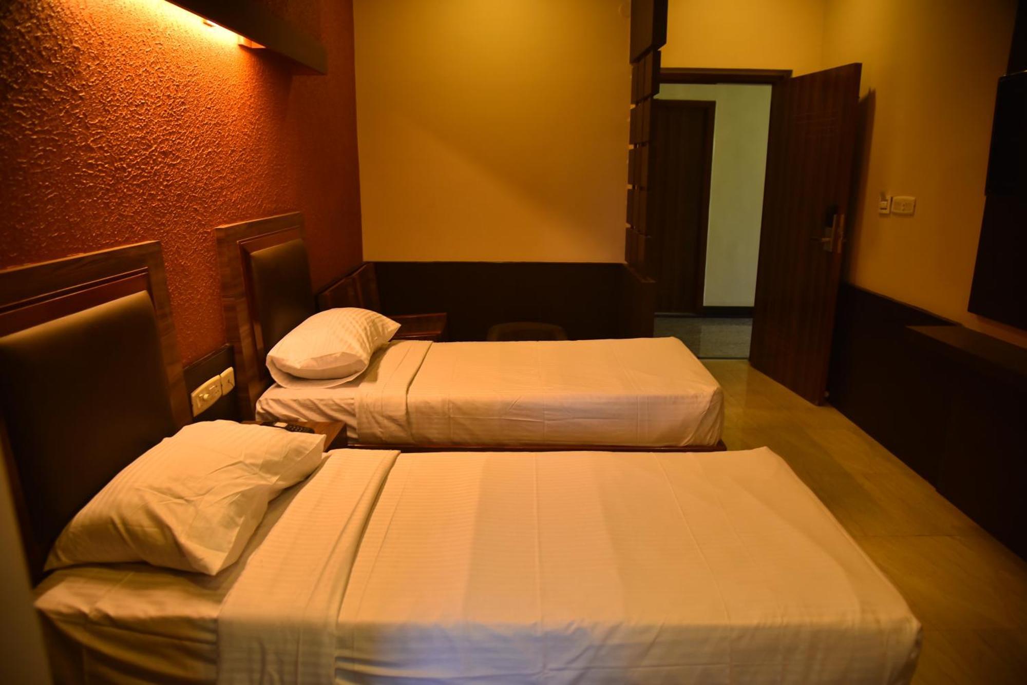 Shaheen Bagh - A Luxury Boutique Resort & Spa Rājpur 外观 照片